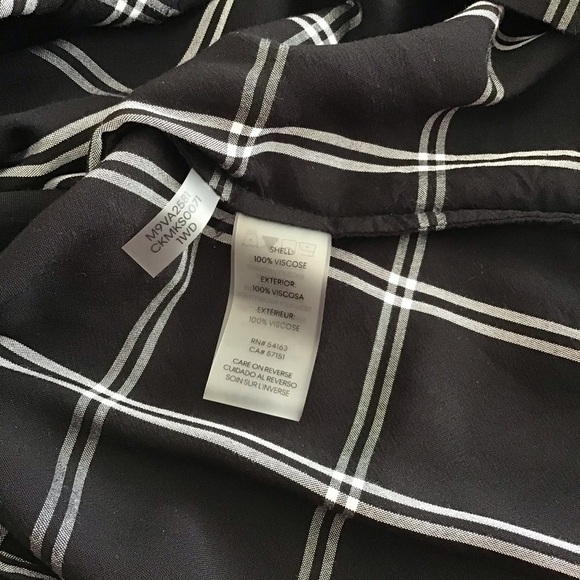 CALVIN KLEIN / Black & White Striped Long Sleeve Button Down Size XS - Picture 5 of 12